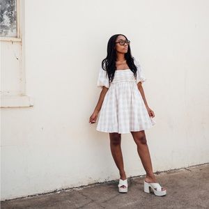 Abercrombie mini plaid dress perfect for summer, runs TTS selling petite